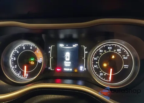 2017 Jeep Cherokee Sport из США, поврежденный, VIN 1C4PJLAS4HW619190